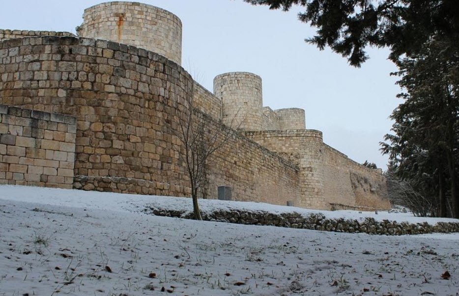 Muralla medieval de Burgos, Spain